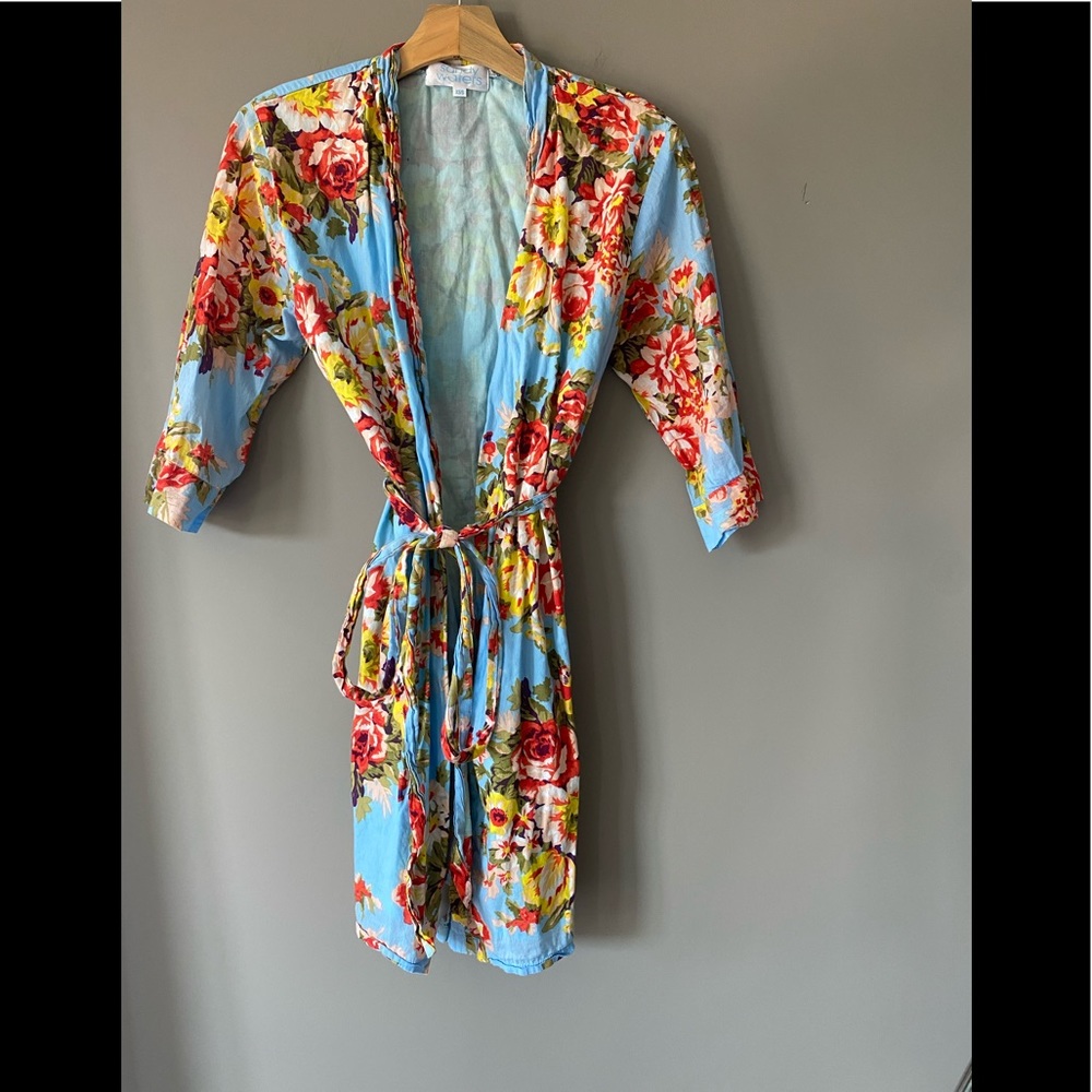 Sandy Waters | Floral Robe | XS - Picture 2 of 5